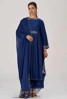 Deep sapphire blue festive kurta set 1