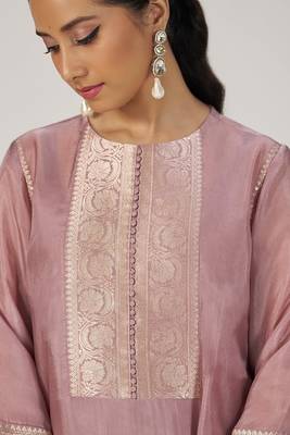 Woodrose silk festive co-ord set 3