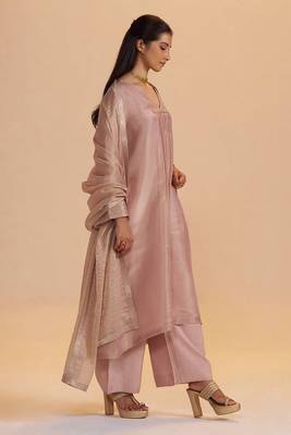 Shell pink tissue festive kurta set 2