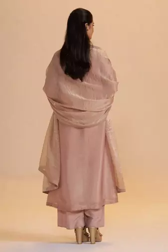 Shell pink tissue festive kurta set