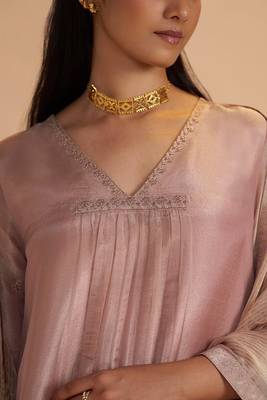 Shell pink tissue festive kurta set 5