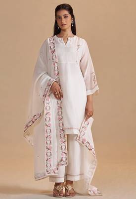 Ivory festive kurta set 2