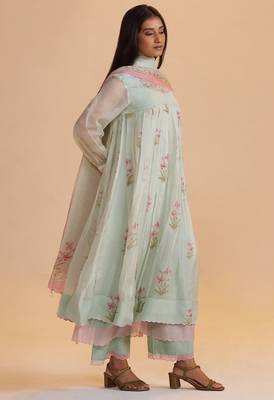 Milky pistachio green silk festive kurta set 1
