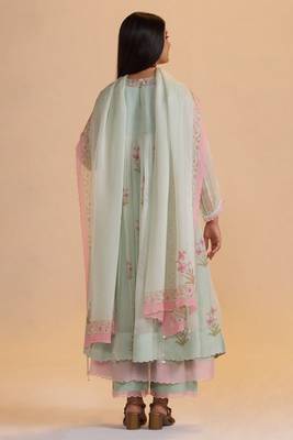 Milky pistachio green silk festive kurta set 2