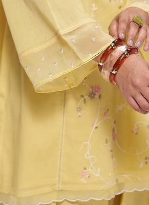 Sulphur yellow mul-chanderi kurta set 5