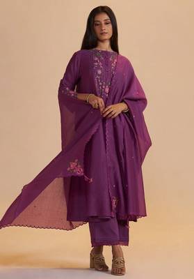 Eggplant purple festive kurta set 4