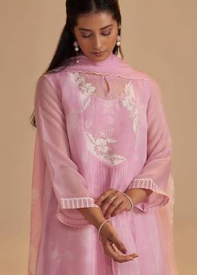 Fairy tale lilac semi festive kurta set 4