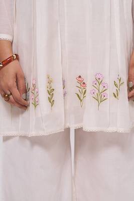 Ivory mul-chanderi kurta set 3