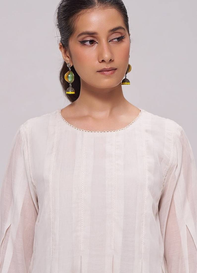 Ivory mul-chanderi kurta set