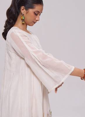 Ivory mul-chanderi kurta set 5