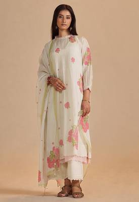 Butter yellow chanderi light festive kurta set 4