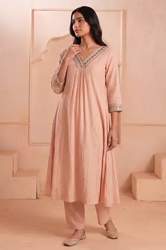 Blush pink mul chanderi embroidered kurta set