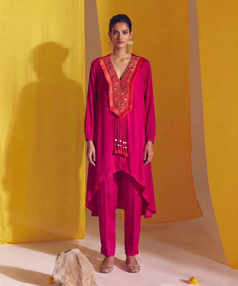Fuchsia pink satin embroidered high low kurta set