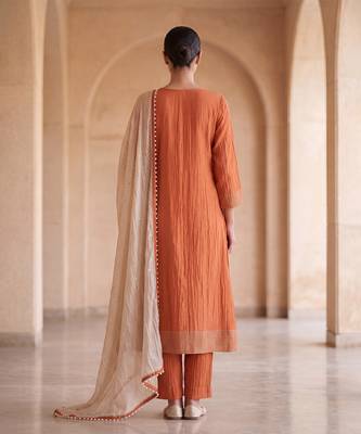 Rust orange floral hand embroidered kurta set 4