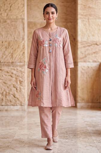 Blush pink floral embroidered kurta co ord set