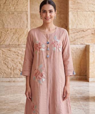 Blush pink floral embroidered kurta co ord set 2
