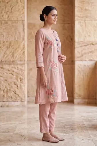 Blush pink floral embroidered kurta co ord set