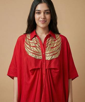 Crimson red wings gold patch kaftan co ord set 2