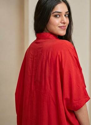 Crimson red wings gold patch kaftan co ord set 4