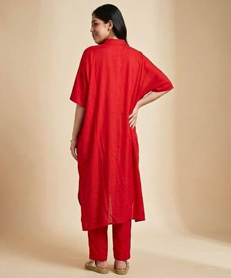 Crimson red wings gold patch kaftan co ord set 5