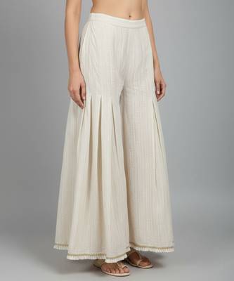 Beige cotton kaftan with flared loose pant 3