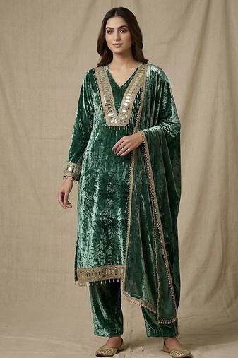 Emerald green mirror embellished velvet kurta set