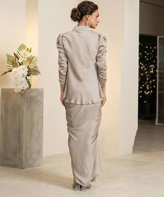 Golden chanderi satin silk drape skirt set 4