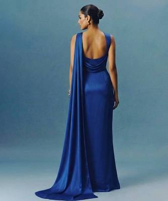 Blue embroidered satin silk saree set 3