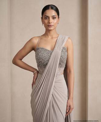 Grey embroidered lycra saree set 2