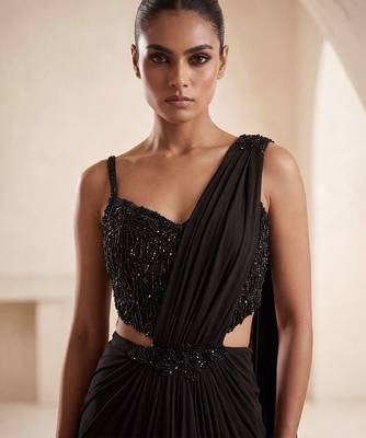 Black embroidered lycra saree set 5