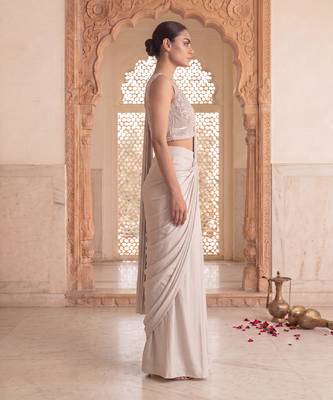 Grey embroidered satin saree set 4