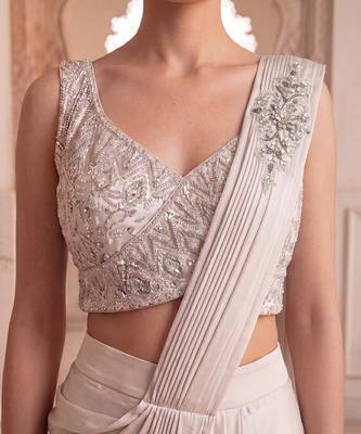 Grey embroidered satin saree set 5