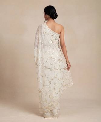 Ivory embroidered georgette saree with unstitched blouse 3