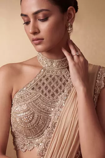 Gold embroidered georgette saree set with belt