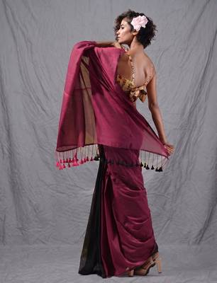 magenta black half n half cotton blend handspun soft saree with pompom 3