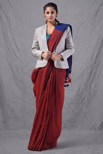red cotton blend handspun soft saree with contrast blue pallu