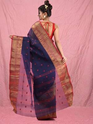 navy blue cotton blend taant saree with zari border 3
