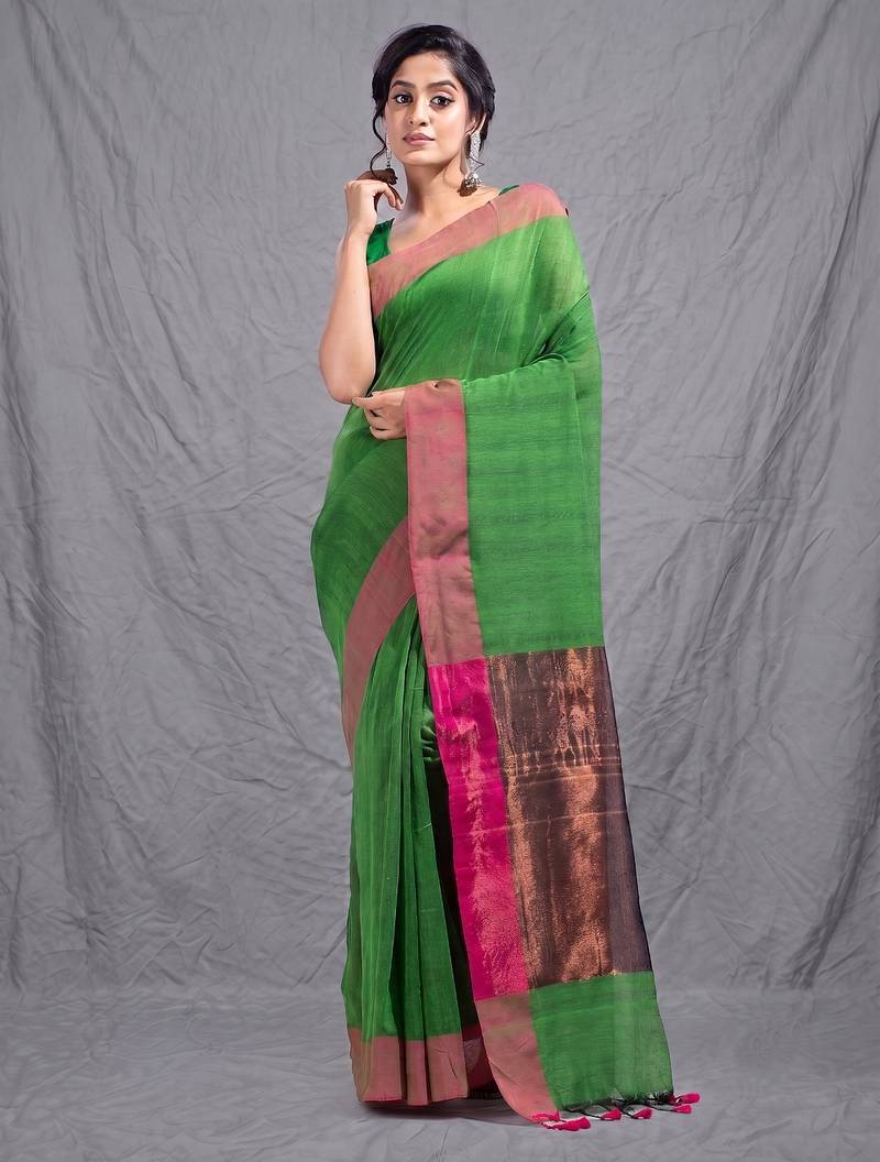 green cotton blend woven design soft saree with zari pallu