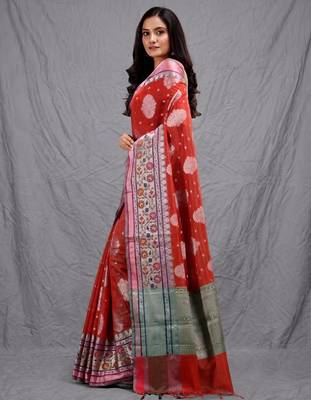 red silk blend handwoven soft saree 2