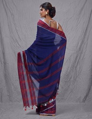 blue cotton blend handwoven saree with texture borders 3