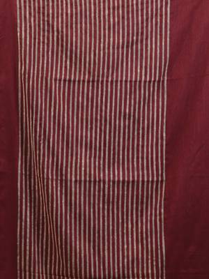 dark red cotton blend soft saree with stripes pallu 4