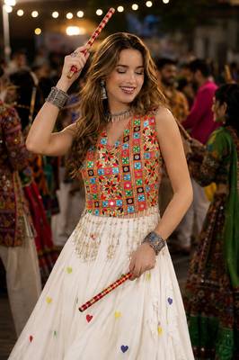 White Cotton Navratri Readymade Lehenga Choli with Thread Embroidery Work 2