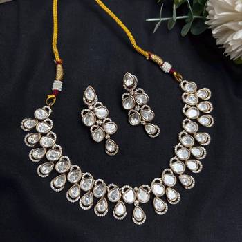 Bridal Kundan Necklace Set, Teardrop Polki Choker Set, Indian Wedding Jewelry 2
