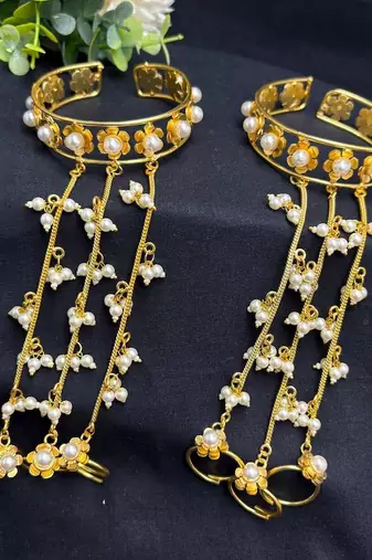 Gold plated Pearl Hathphool Hand Harness, Floral Bridal Hand Jewelry