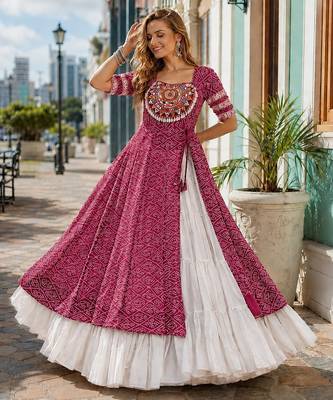 Maroon&White Cotton Readymade Navratri Lehenga Choli with Bandhej & Patchework 1