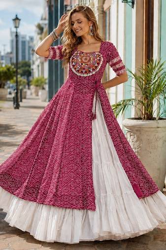 Maroon&White Cotton Readymade Navratri Lehenga Choli with Bandhej & Patchework