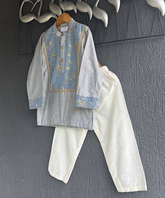 Grey off white embroidered cotton silk kurta pajama 4