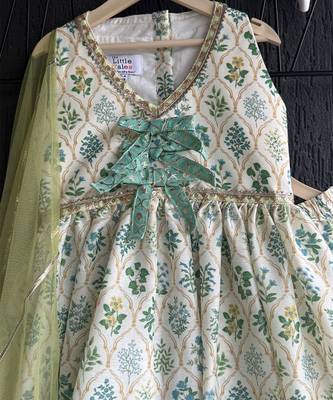 White green printed cotton silk kurti set 5