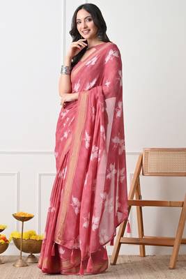 Women's coral floral print georgette saree with unstitched piece 3