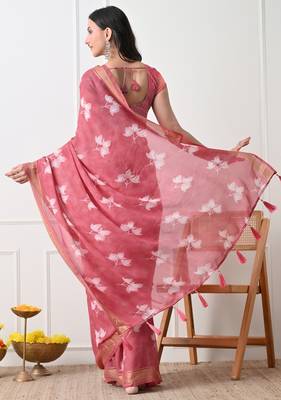 Women's coral floral print georgette saree with unstitched piece 4